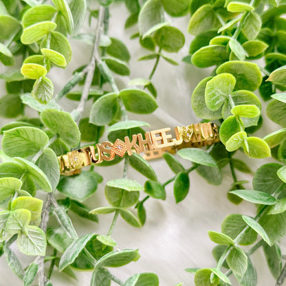 Hlub Koj Tus Kheej Gold